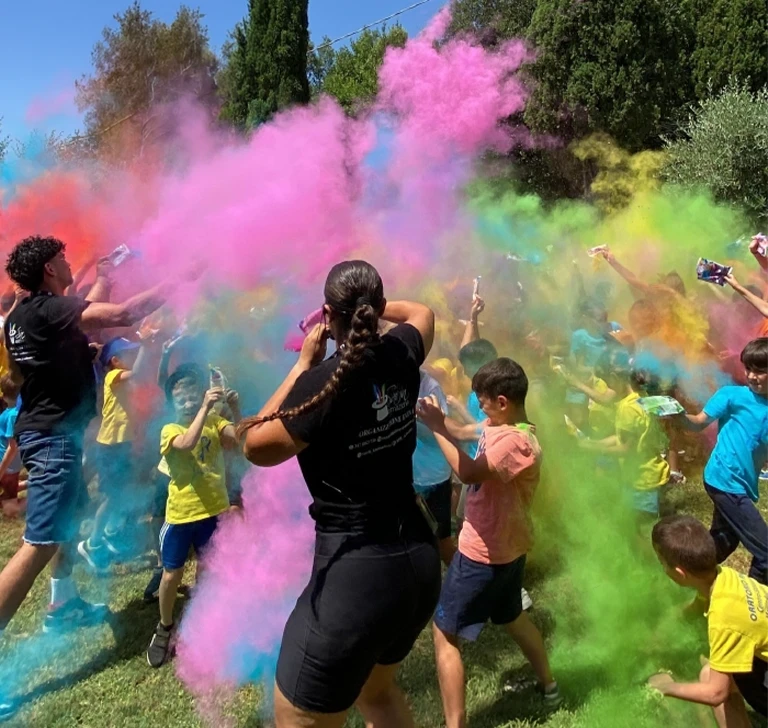 HOLI color party