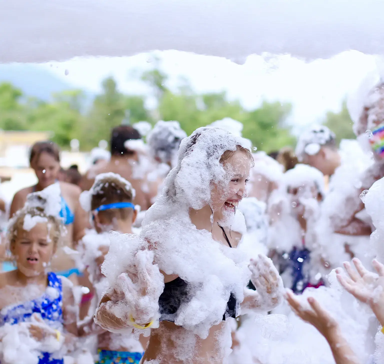 Schiuma Party a Roma con Sarin Animazione: Affidati ai Professionisti